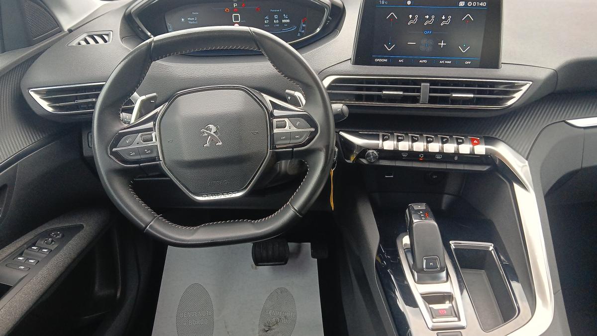Peugeot 3008 BlueHDi 130 S&S EAT8 Business 777